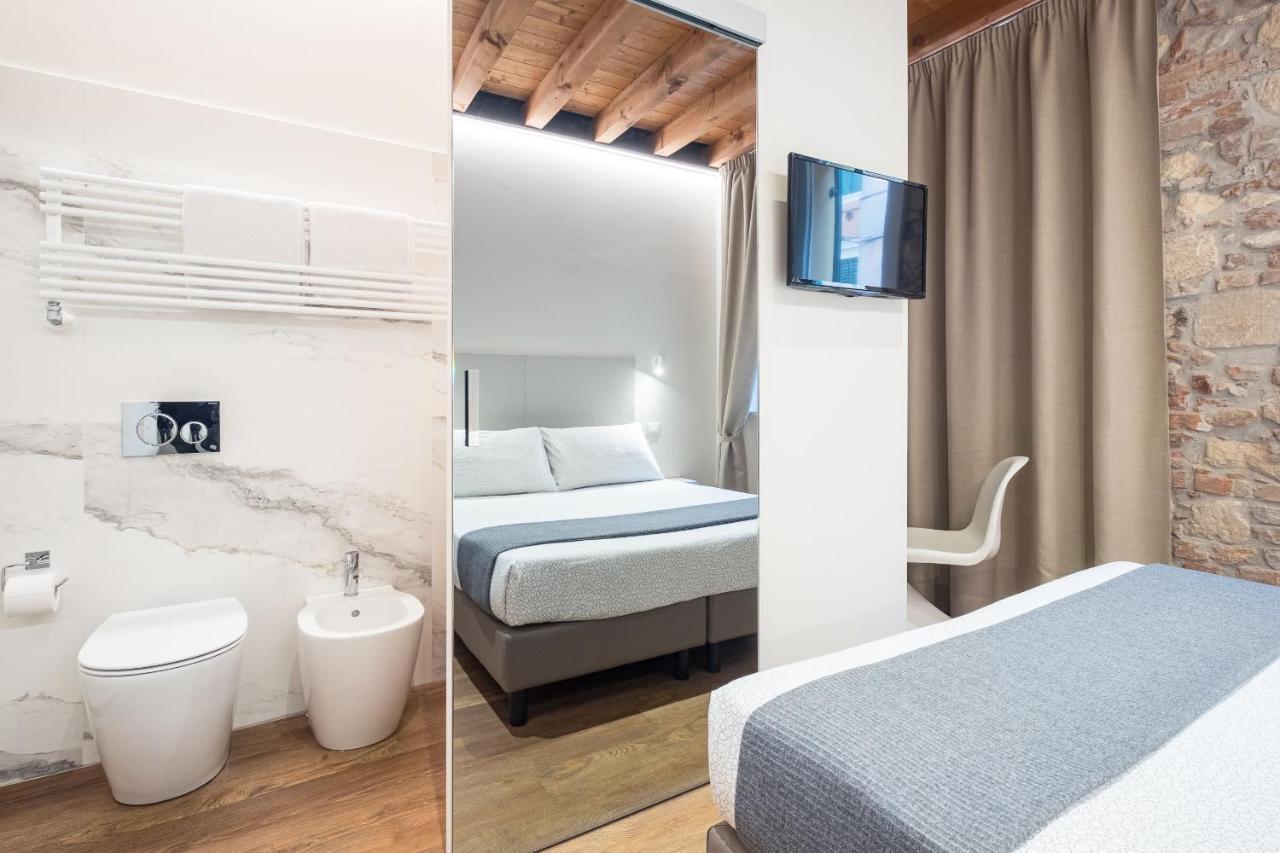 Teatro Romano Easy Suites Verona Luaran gambar
